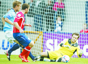 hyde-united-v-cambridge-united-skrill-premier