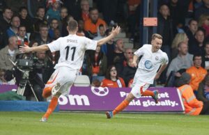 luton-town-v-braintree-town-skrill-premier