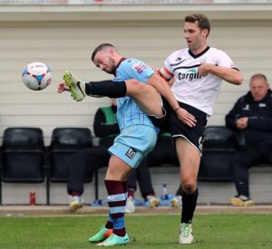 hvg-5-hereford-no6-luke-graham-goes-for-the-ball-against-gateshead-james-marwood
