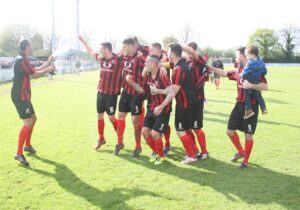 26-4-14-yate-town-v-cirencester-town