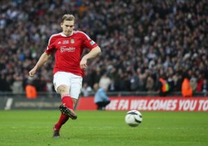 grimsby-town-v-wrexham-fa-trophy-final-6