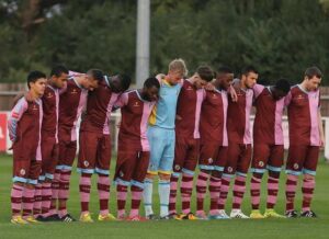 corinthian-casuals-minutes-silence