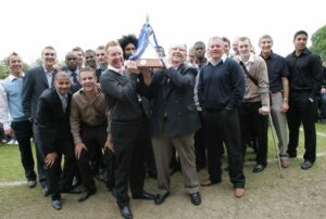 manager-gary-waddock-with-chairman-john-mcginty-and-aldershot-town-fc