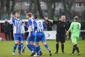 morpeth-players-celebrate-after-david-carson-of-morpeth-town-goal-sunderlandrca_morpethtown_06012018_175-1
