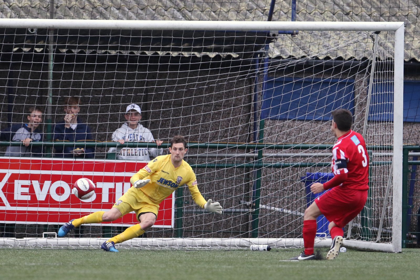 romulus-mark-branch-send-hereford-fcs-alex-harris-the-wrong-way-for-the-equaliser-harris-debut-and-conceded-the-penalty