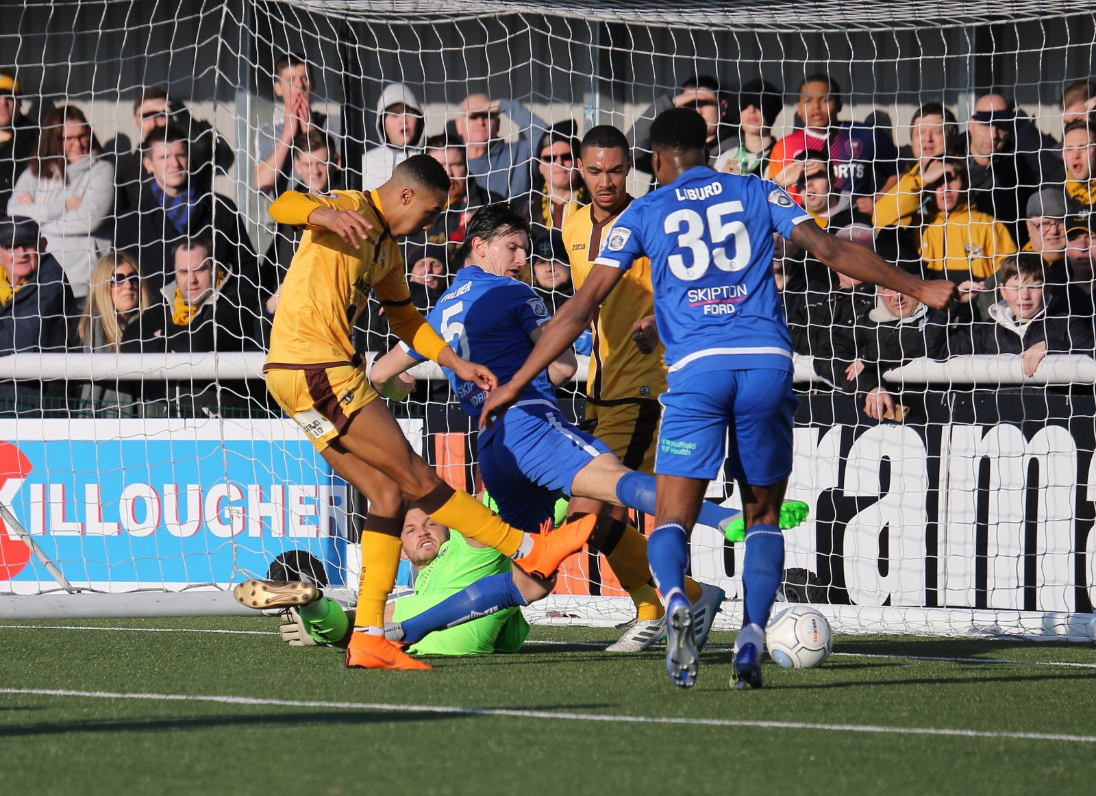 sufc0742-suttons-terell-thomas-strikes-from-close-range-to-open-the-scoring-for-the-us-paul-loughlin-sutton-v-guisley