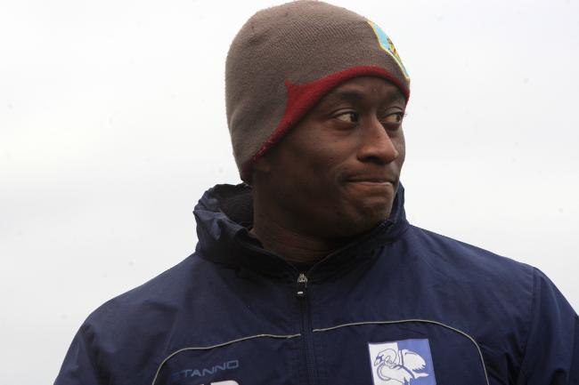 wy90711-p-01-mark-bartley-marlow-fc-arm-jpg-gallery