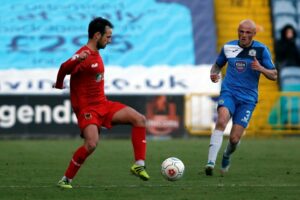 lee-molyneux-on-the-ball-for-chorley_scfc-0-1-cfc_020518-001