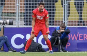macauley-bonne-harrogate-v-leyton-orient