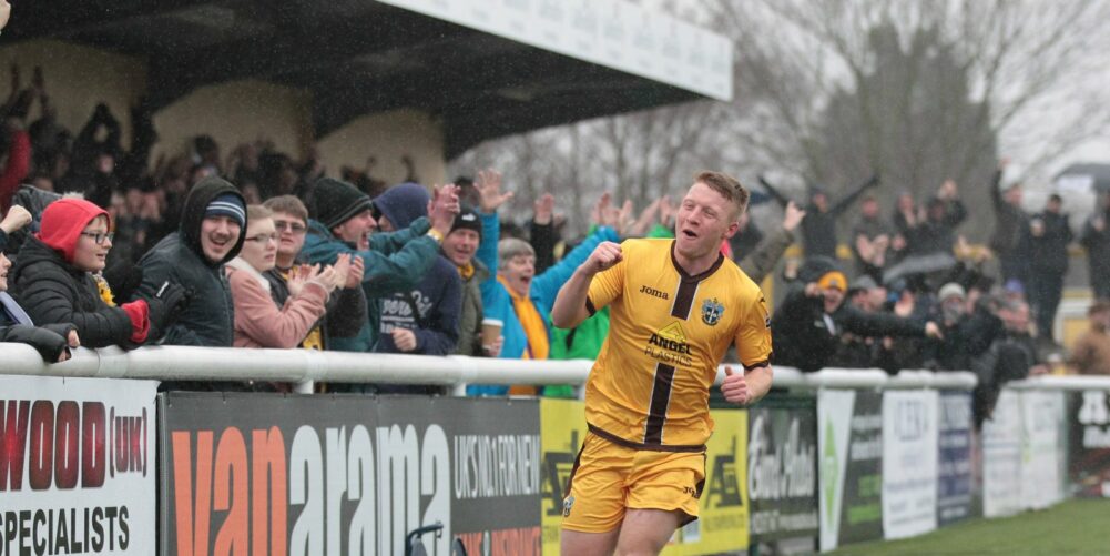 Tommy Wright Sutton United
