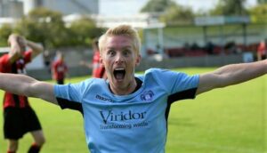 mark reed runcorn town