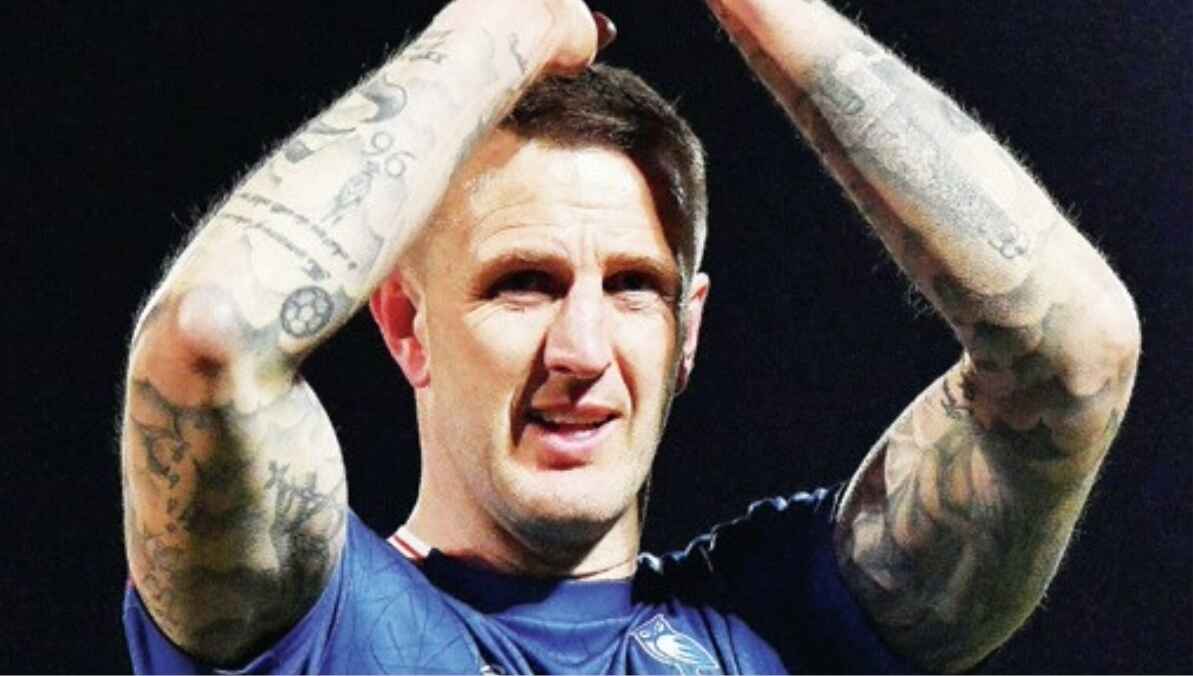 Peter Clarke is on the verge of 1,000 games