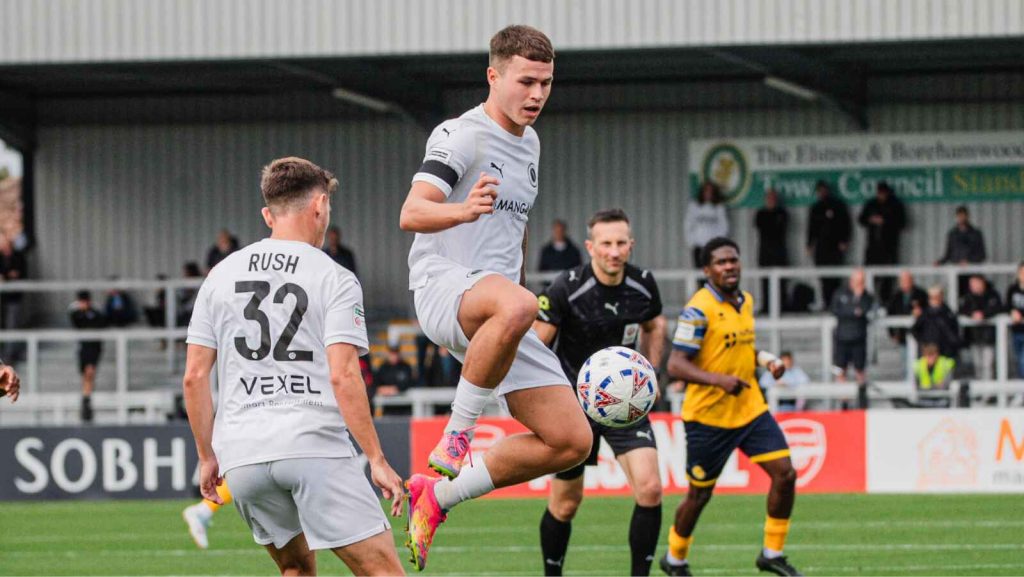 Zak Brunt makes Boreham Wood return permanent in club-record deal