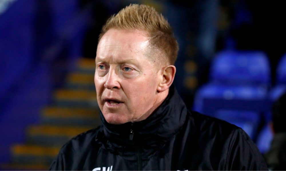 Gary Waddock has signed a two-and-a-half-year deal at Wealdstone.