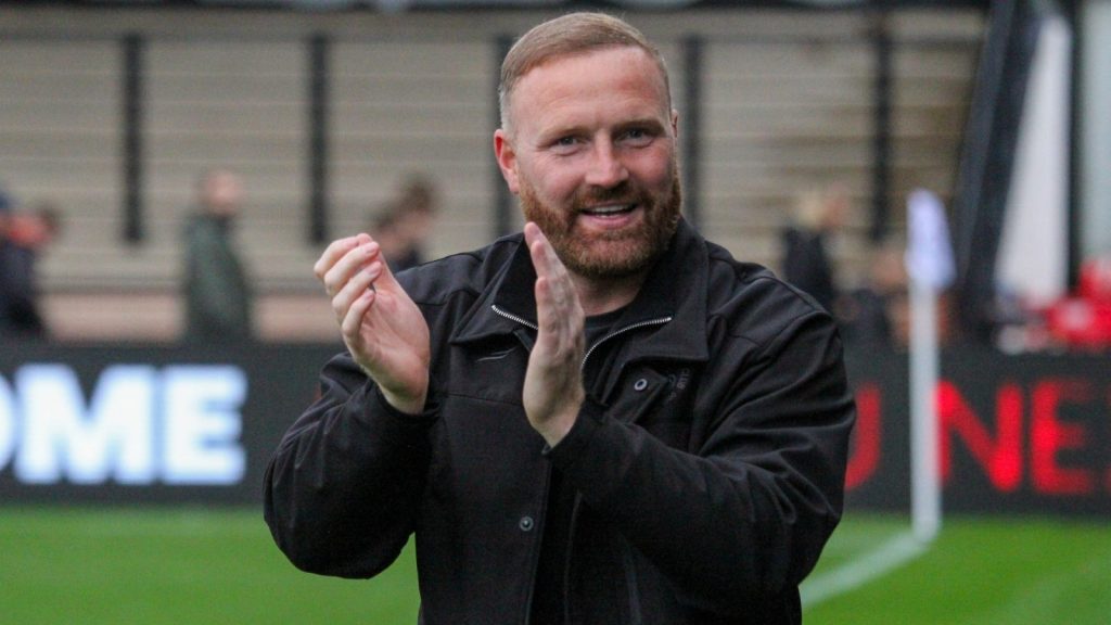  Hednesford Town have parted company with boss Gavin Hurren at a crucial stage of the promotion race