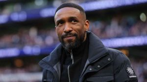 Jermain Defoe takes his first leap into management with Woking