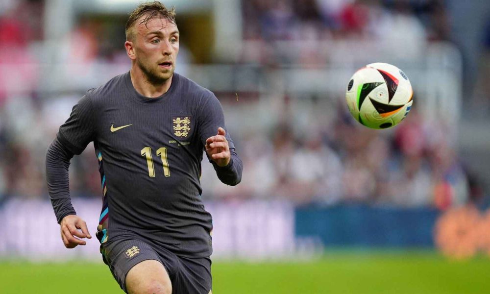 West Ham United and England forward Jarrod Bowen supports his former club Hereford