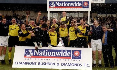 Rushden & Diamonds celebrate winning promotion to the Football League for the first time