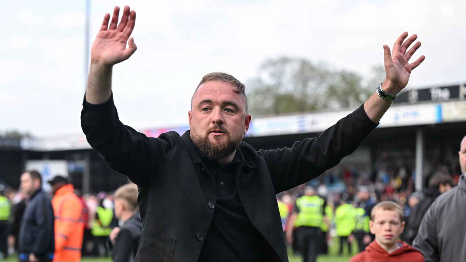 Calum McIntyre is back in the dugout with Southport after an eight-month break from football.