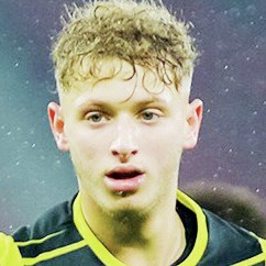 HARRY’S ‘BUZZING’