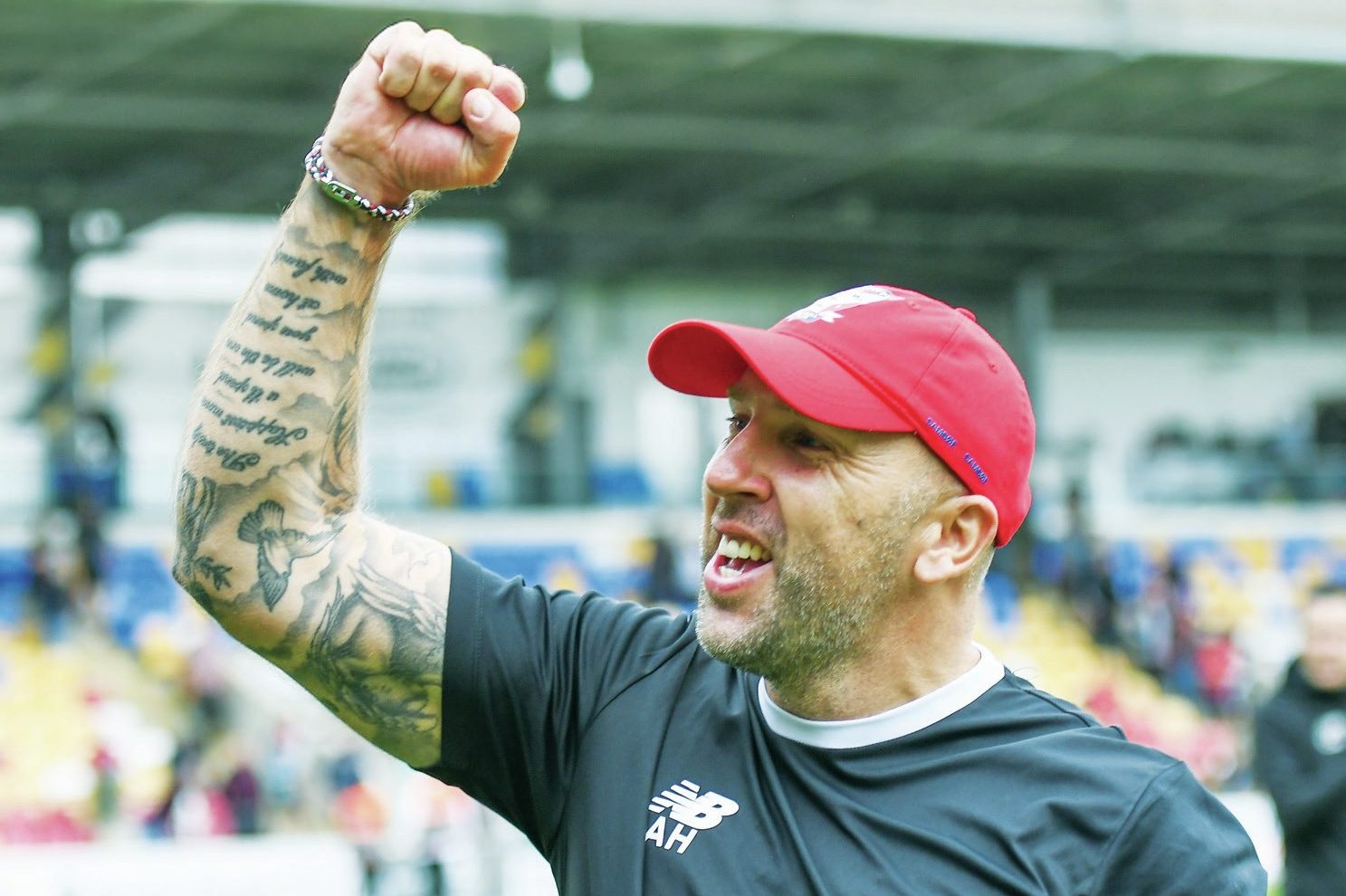 Adam Hinshelwood is back at Worthing and looking to enjoy more glory moments with the fans