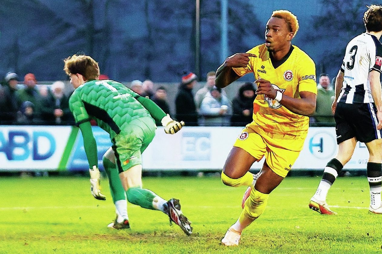 Poole’s Shaq Gwengwe celebrates his second goal and, inset, scoring his first from the penalty spot